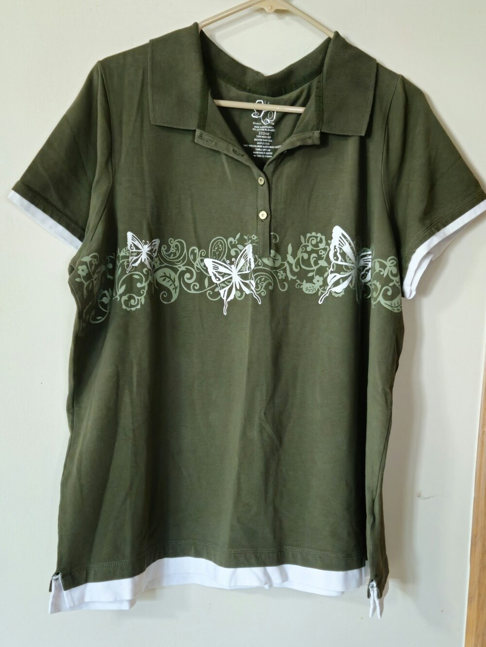 22 /24 Ladies Lane Bryant Olive Green Butterfly Polo Top